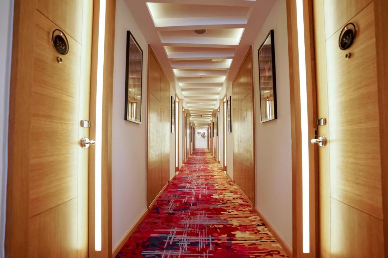 Best Western Vrindāvan Екстериор снимка