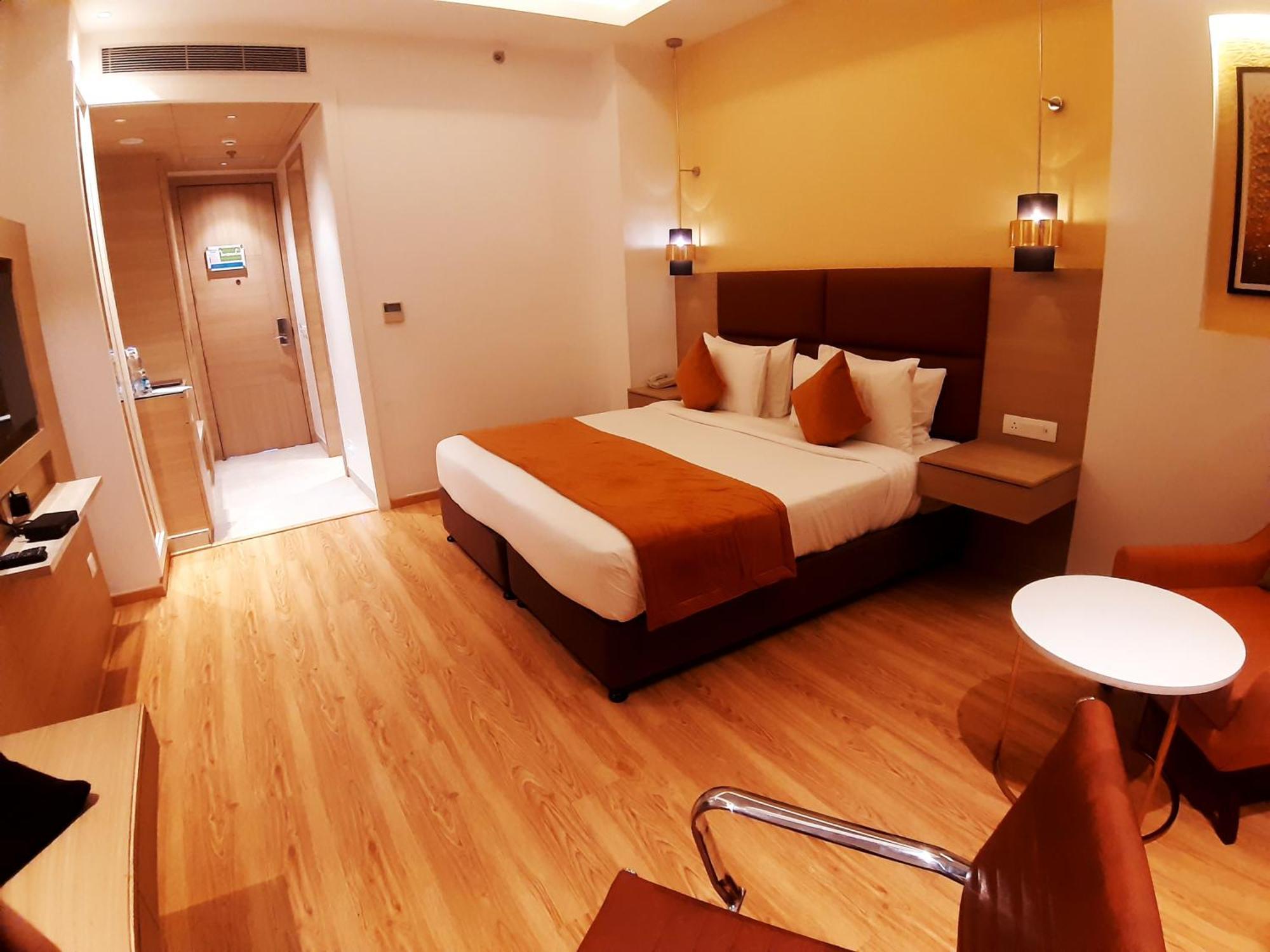 Best Western Vrindāvan Екстериор снимка