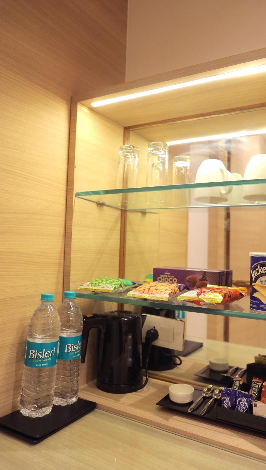 Best Western Vrindāvan Екстериор снимка