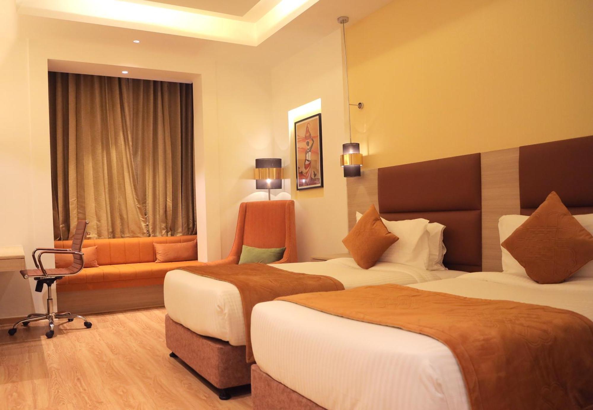Best Western Vrindāvan Екстериор снимка