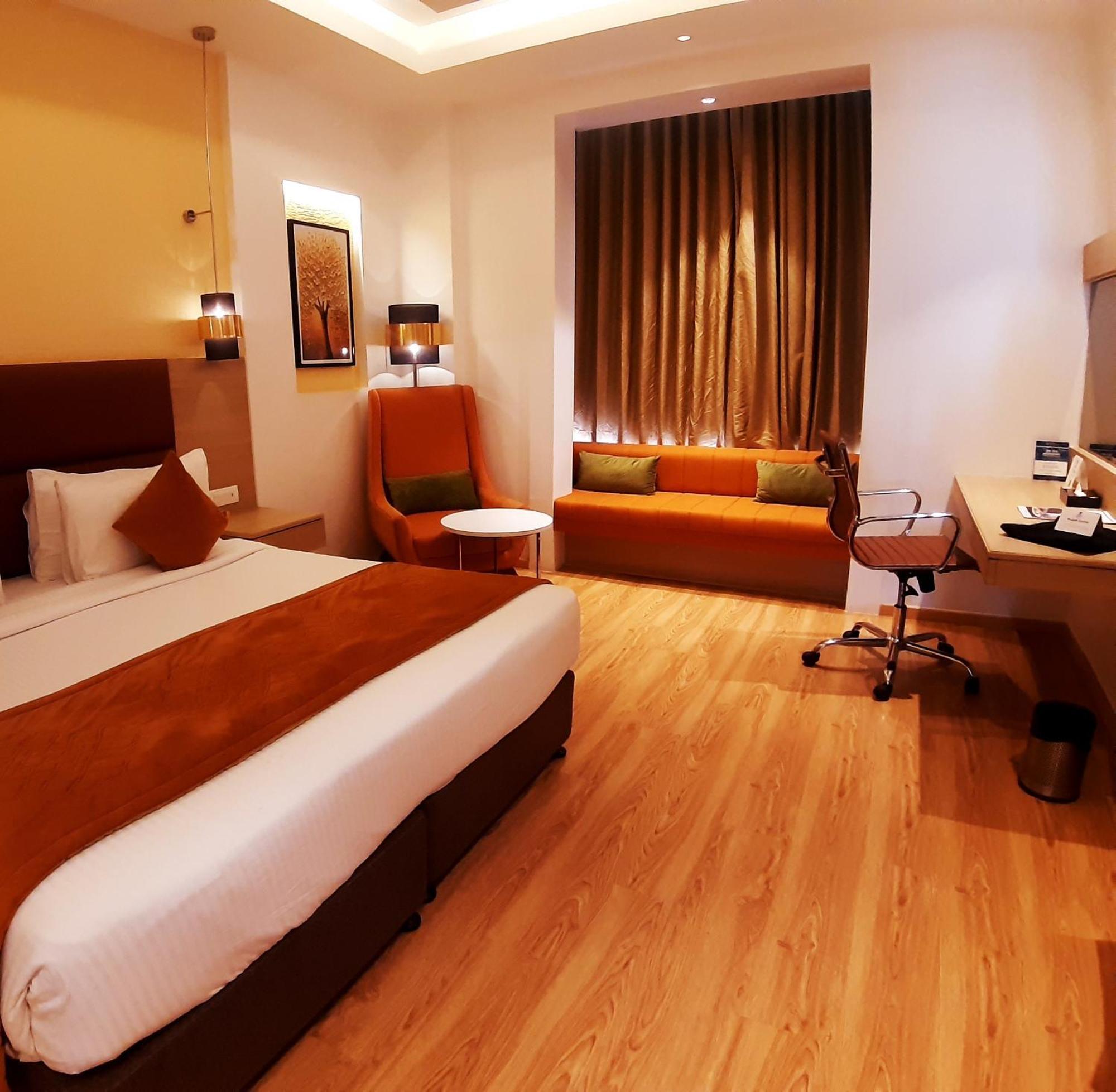 Best Western Vrindāvan Екстериор снимка